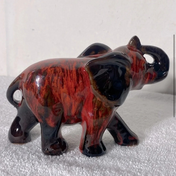 Vintage Canuck Pottery Orange Brown  Glaze Ceramic Elephant Figurine - Picture 4 of 10